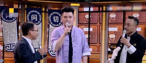 正片|钱枫未出现在《天天向上》中，预告与正片内容不同，舞台仍有空位