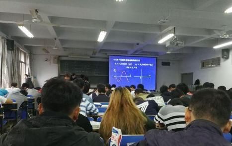 大学生之间的“私下交易”，虽然方便了生活，但是“危害”可不小