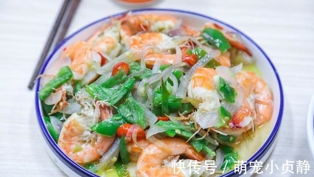 妈妈|舅舅一家来做客，妈妈做了10道菜招待，大伙吃了都说好