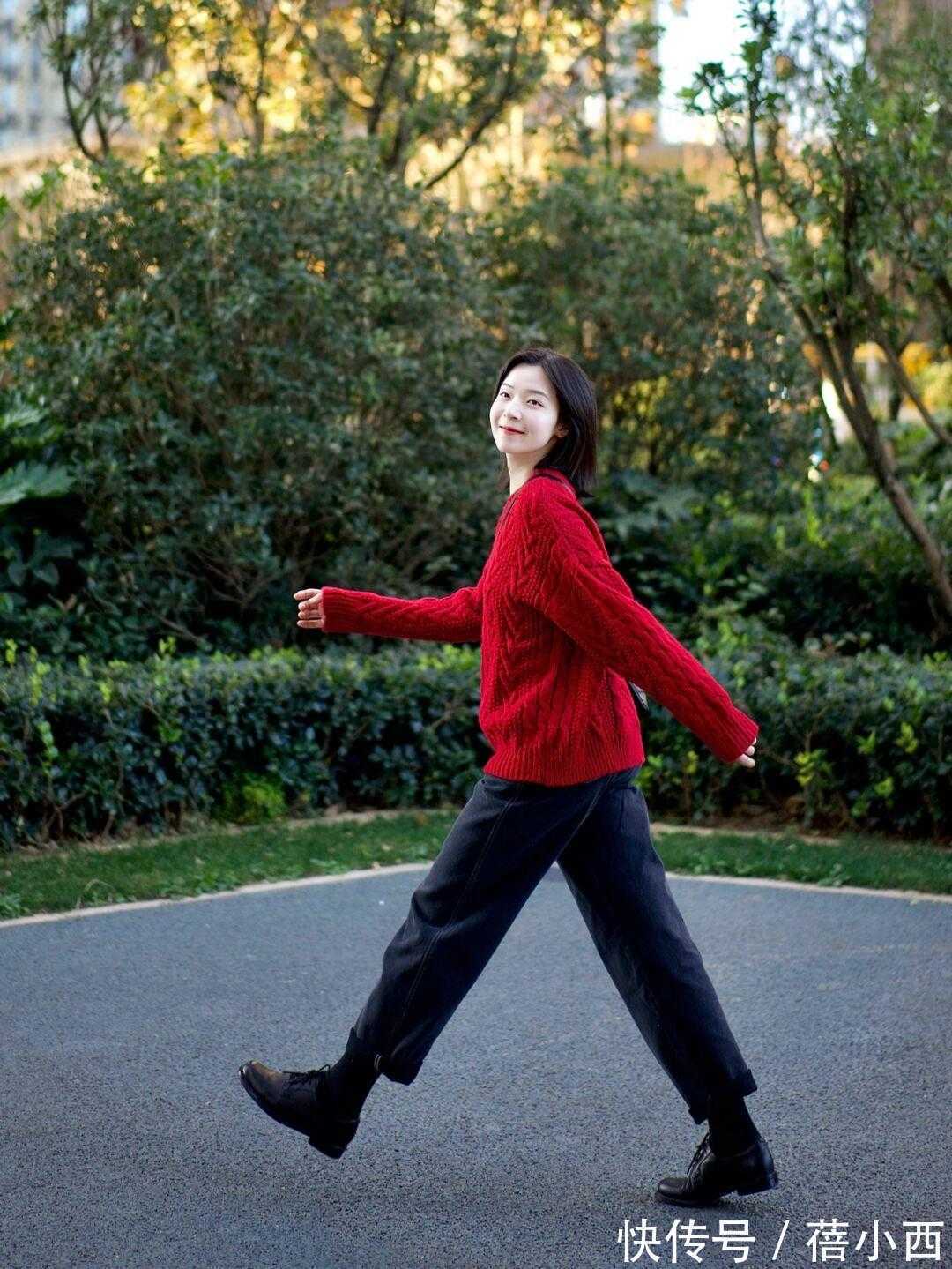 毛衣 穿“毛衣”下半身不知道怎么搭?建议这3条裤子,遮肉显瘦还百搭