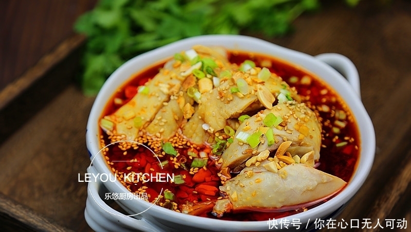 4道凉菜，6道荤菜，一桌丰盛的年夜饭，做法没什么难度