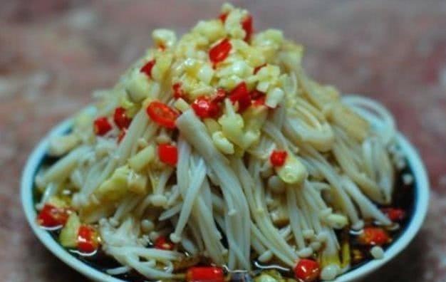 莲藕美味的简单做法,滋味浓郁可口,营养丰厚,怎么吃都停不下来!