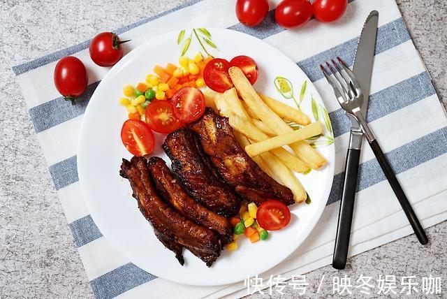 多汁|猪肉价格一下降，我和家人就爱这样吃烤猪排，鲜嫩多汁香而不腻