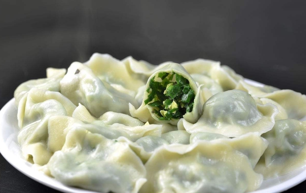 自己在家包韭菜饺子时,多加一步,饺子馅不出水,饺子更美味