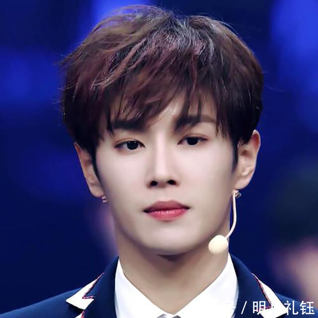 哥哥們|為何《浪姐》可以爆紅出圈,《追光吧!哥哥》只剩油膩和尷尬?