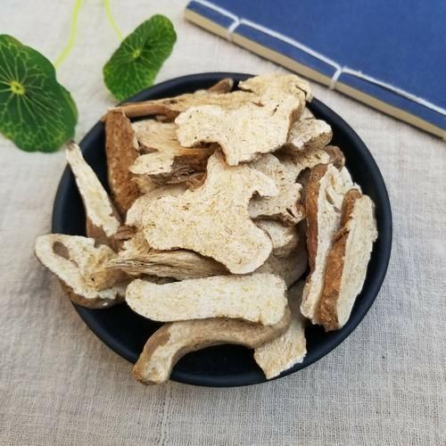 防风+黄芪+白术,3味药成就一个千古名方玉屏风散,增强免疫力