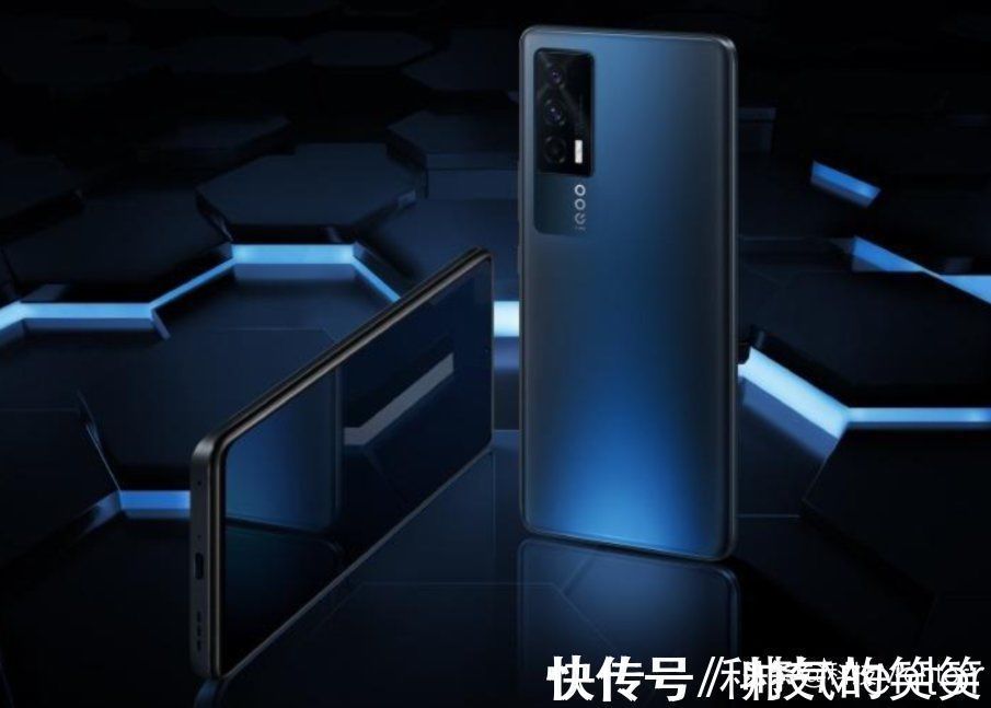 机型|买到即赚到!三款高性价比手机推荐,均价都未超过3000元