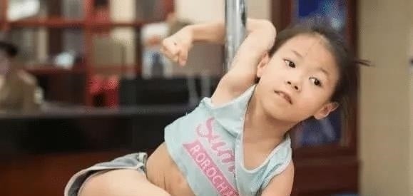 深度睡眠|儿科主任发现孩子身上4个特征,以后准是高个子,占2个也矮不了