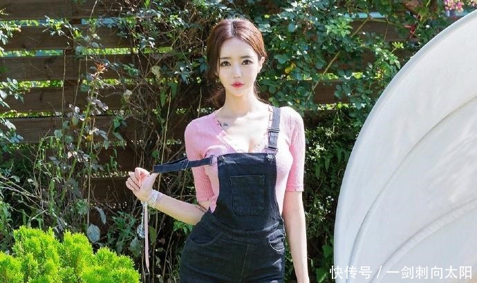 表妹|“貌美肤白”的表妹,随意搭配就很迷人