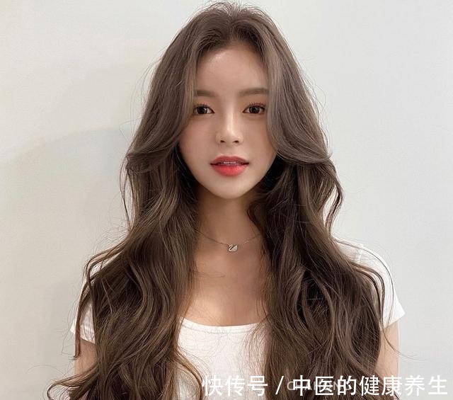 老气 30多到50多岁的女性,发型就选这14款,减龄时尚显气质!