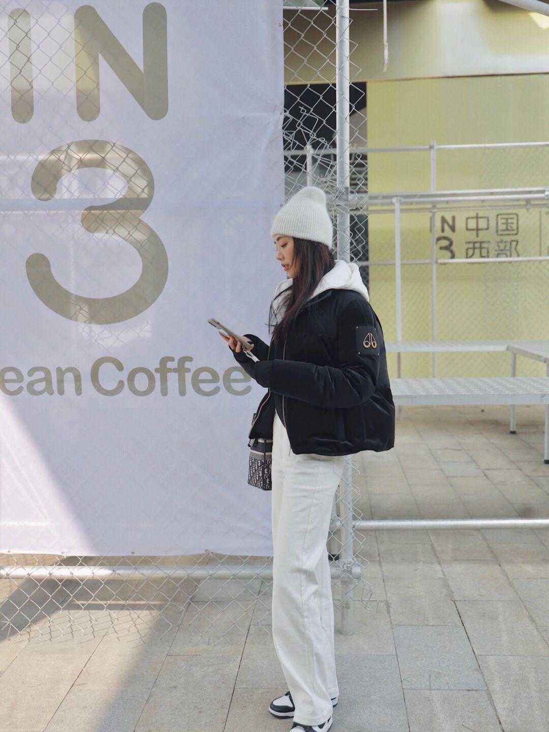 造型 冬天一定别错过这“四”套造型,保暖温柔有格调,妈妈见了都喜欢