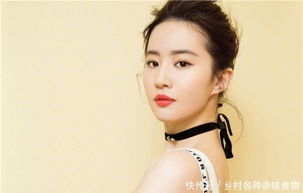 红透|给刘亦菲撑伞的配角,今红透半边天,新剧搭档陈伟霆“未播先火”