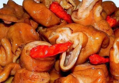 痛风患者|痛风患者吃猪肉，会升高嘌呤吗学会几个技巧，可以适当吃一些