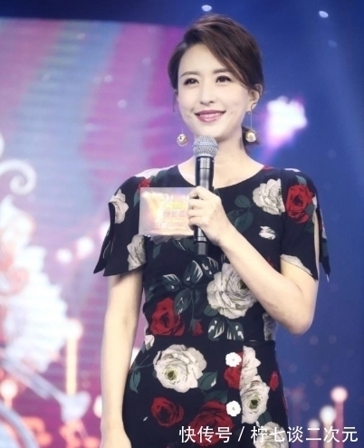 比董卿還美的主持人,舞臺端莊秀麗,臺下便裝更是驚艷!