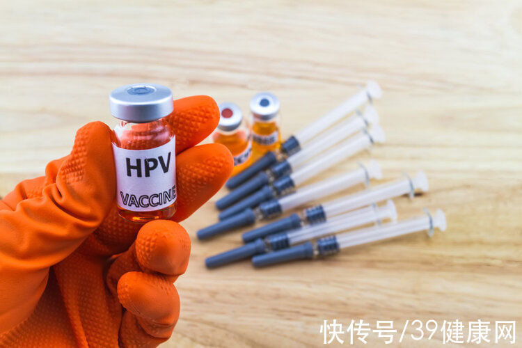 HPV疫苗|接种HPV疫苗，不要错过最佳时间！专家提醒：适龄女性应尽早接种