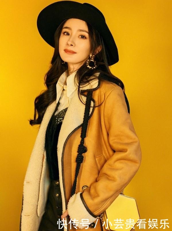 皮肤暗黄的女人,建议多穿这3个高级色,减龄显白不止一点点