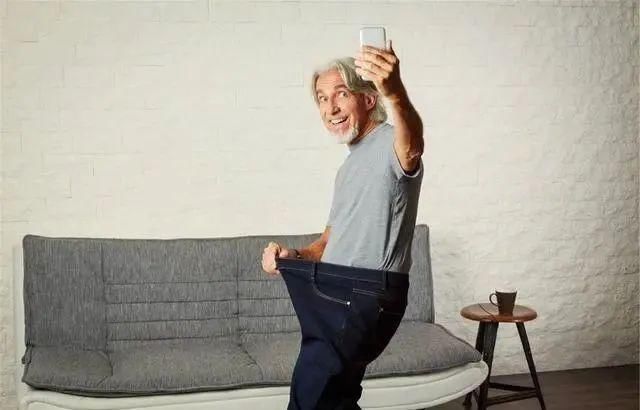 高血糖|血糖超标,“脚”知道?双脚若没有4异常,祝贺,血糖控制得不错