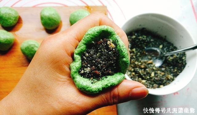 艾草全身都是寶，除了青團(tuán)，還能做什么手把手教你4種新吃法！