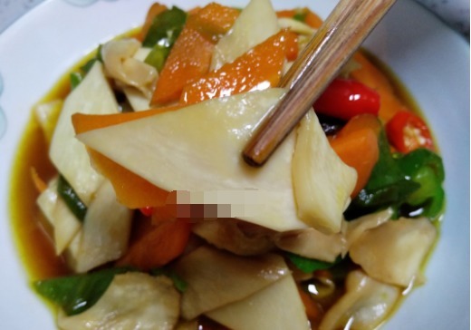 杏鲍菇这样炒,只需多加两个食材,没肉却比加肉还要好吃,下饭菜