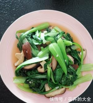 家常素菜菜谱,减脂必备,香菇炒青菜,简单美味营养,适合夏天