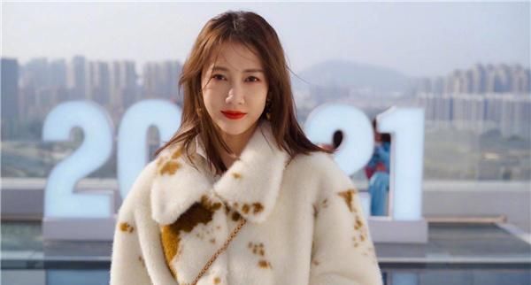 李茂称弦子淘汰后点200块炸鸡，回家偷偷掉眼泪，文字透露心疼