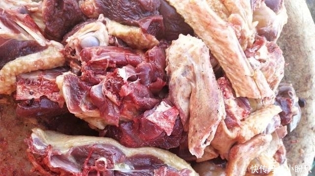 寒冬腊月此肉再贵也要吃,一整年不咳嗽,比牛羊肉还滋补,香极了