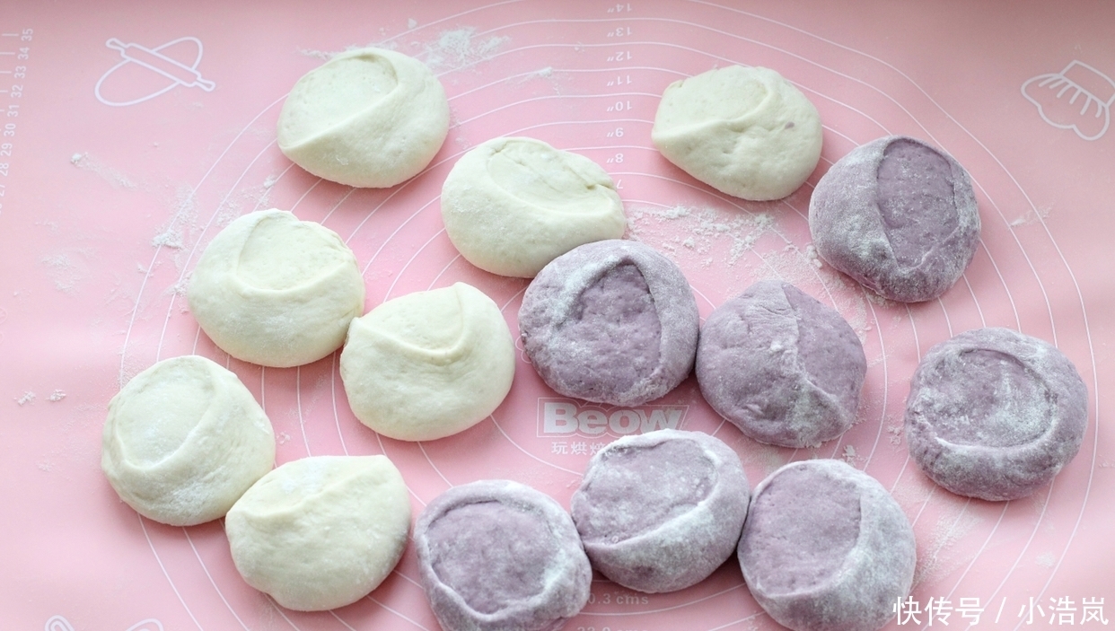 无需任何技巧就能做出双色花卷,层次分明、暄软香甜,漂亮极了!