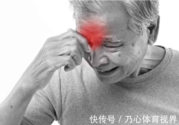 血管狭窄|医生忠告:不想被中风缠上,晚上坚持“2多3不要”,中风远离你