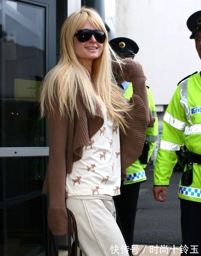 丝袜 气质需要精致来支撑,这些错误别再犯了,太减分!