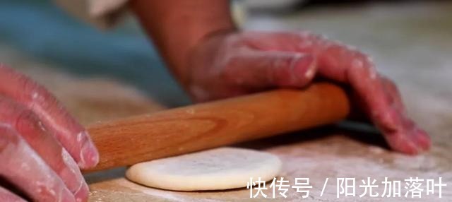 松脆酥香的商山核桃饼!