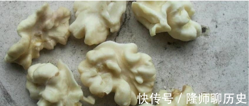 补充|女人50岁，即将更年期？家中备点它，补充雌性激素，美容养颜