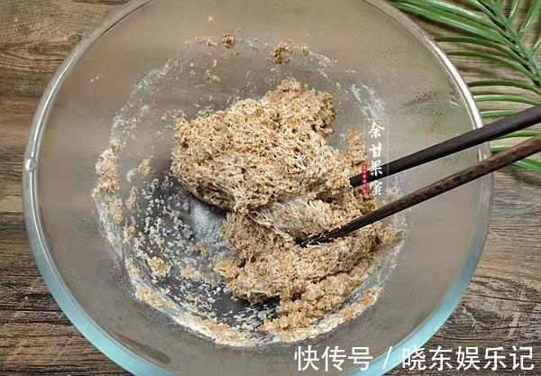 省时|最近迷上这主食了,不用揉面口感蓬松,4分钟烙一锅,省时又管饱