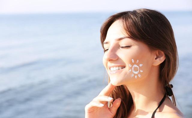 祛斑|黄褐斑还“挑人”？6种女人易长斑，养血祛斑：吃4物，做2事