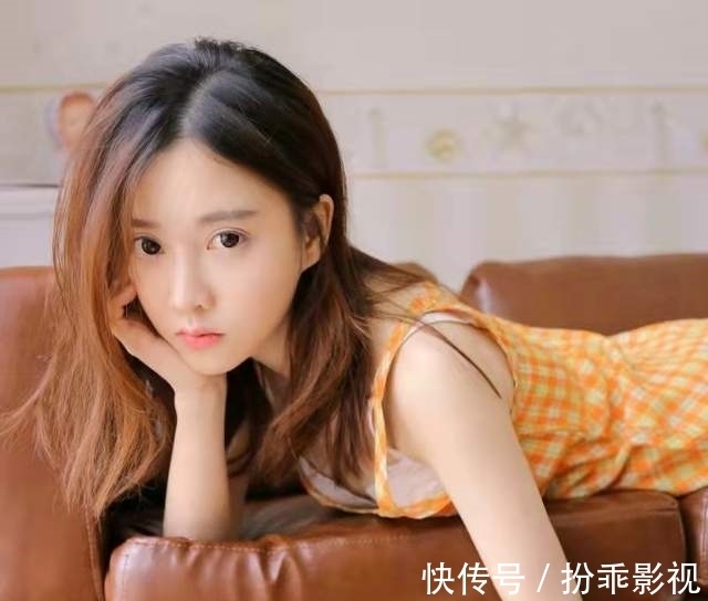 冯提莫B站晚会节目单成为惊喜,演唱经典歌曲?粉丝直呼像猜盲盒