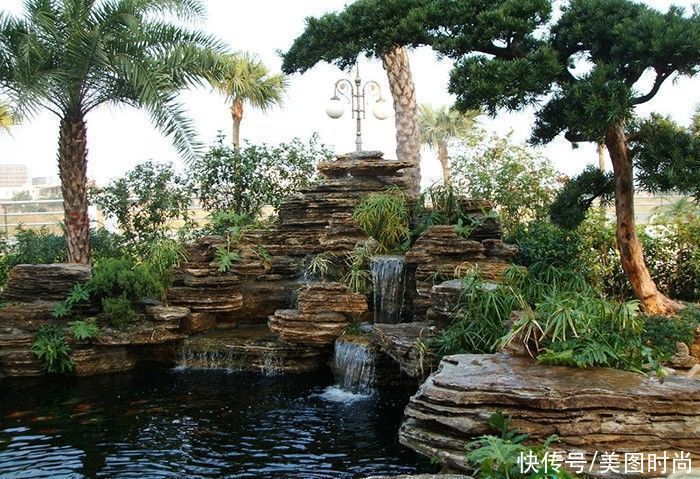 院子|13个庭院“假山景观”设计，诠释意境之美，让院子锦上添花