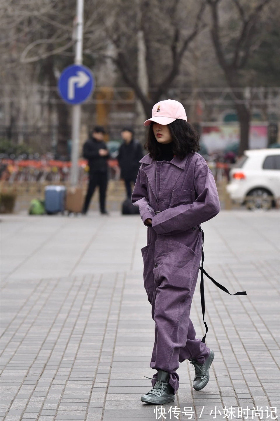 连体裤 淡紫色工装连体裤,宽松休闲还显高,适合小个子女生