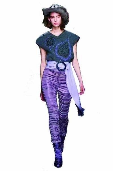 褶皱|换季，4个秋冬流行元素让你更出彩