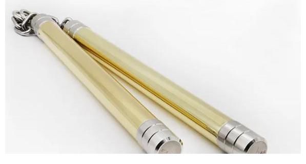 农具$李小龙用它防身,周董用它创作,铁链连起来,便拥有致命的威力