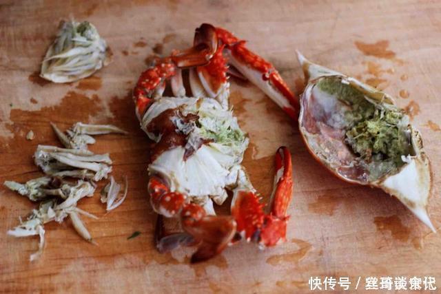 梭子蟹|这菜含大量“黄体酮”，隔三差五吃一次，滑嫩肌肤，女人要常吃