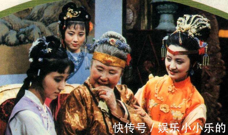 贾母|王熙凤无利不起早,为何要包揽秦可卿的丧事,她足足赚了三万两