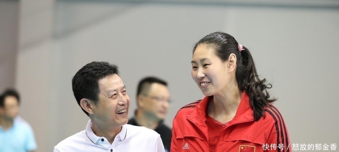 李东红|女排功勋教练陈忠和，再婚娶女排弟子，如今两人生活恩爱