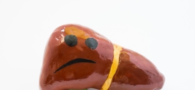 调治|眼睛总是莫名干涩，问题集中于一个脏腑，中医调治需抓住致病根源