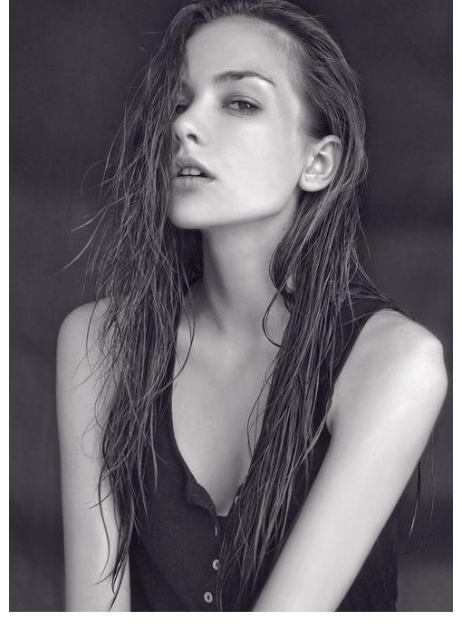 美國導演請妓女、雇模特騙取收視率，愛情直播電視節(jié)目誘騙群眾