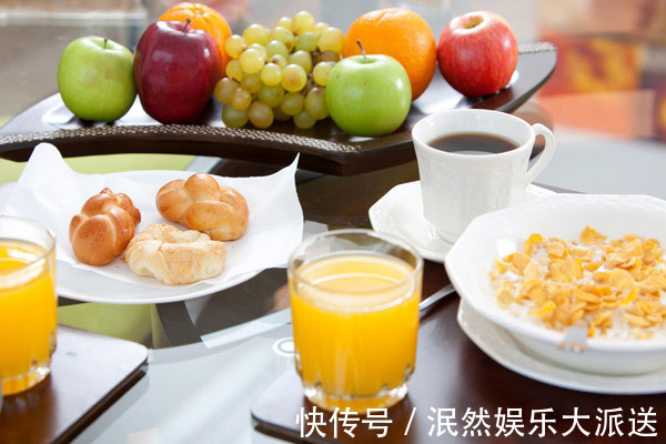 垃圾|3种垃圾早餐,最伤胃肠,消化科医生一口也不碰,你却每天吃!