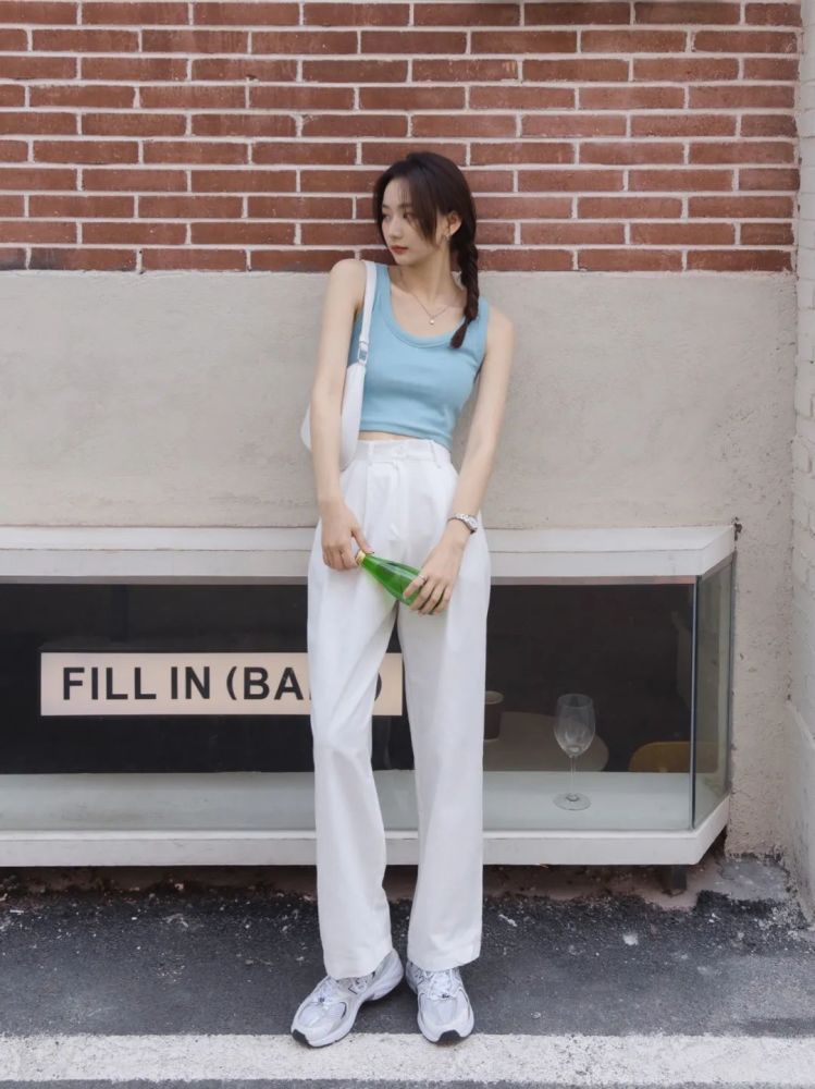 小凡|小个子女生如何挑选完美的裤子，这几点很关键