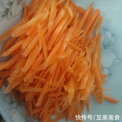 鱼香鸡蛋|这道鱼香鸡蛋金针菇太销魂，同事吃过都找我要菜谱