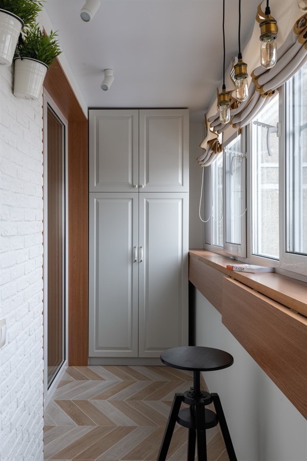 阳台能抵一间房真不是吹,除了晾晒,装得好这5个也能一个不少!