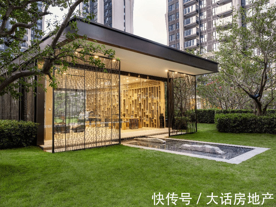 龙华|深圳龙华第一豪宅,全体业主请愿退房!开发商会怎么办?