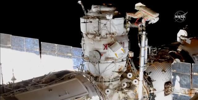 ufo 俄计划撤离国际空间站?7小时的太空行走,拆解老旧的Pirs模块
