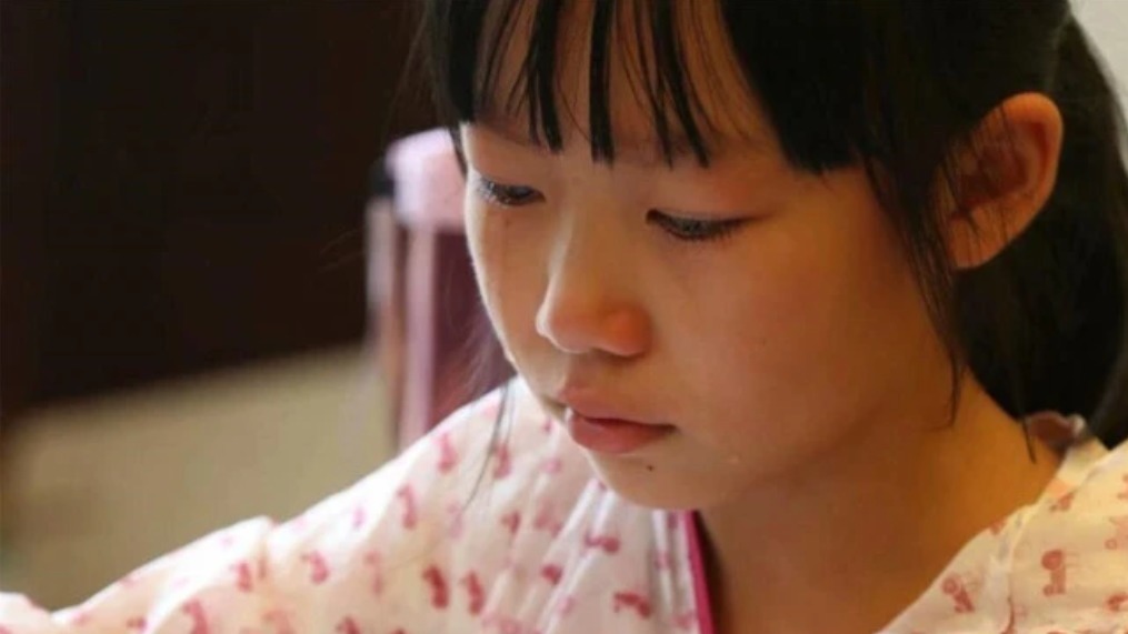 好好学习|最糟糕的父母,总是从小告诉孩子家里穷,让娃自卑一生难治愈